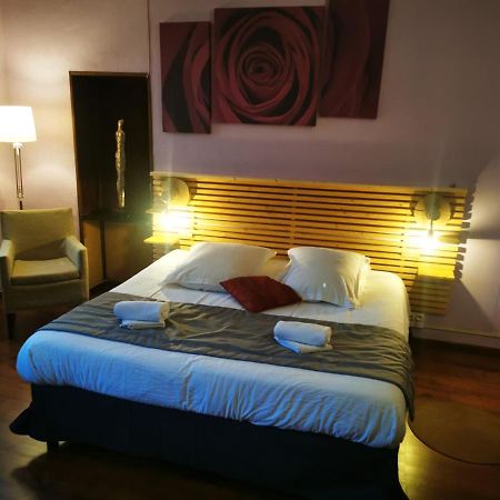 Il Etait 1 Fois Hotel Piolenc Екстериор снимка