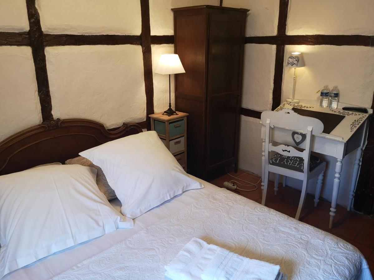 Il Etait 1 Fois Hotel Piolenc Екстериор снимка